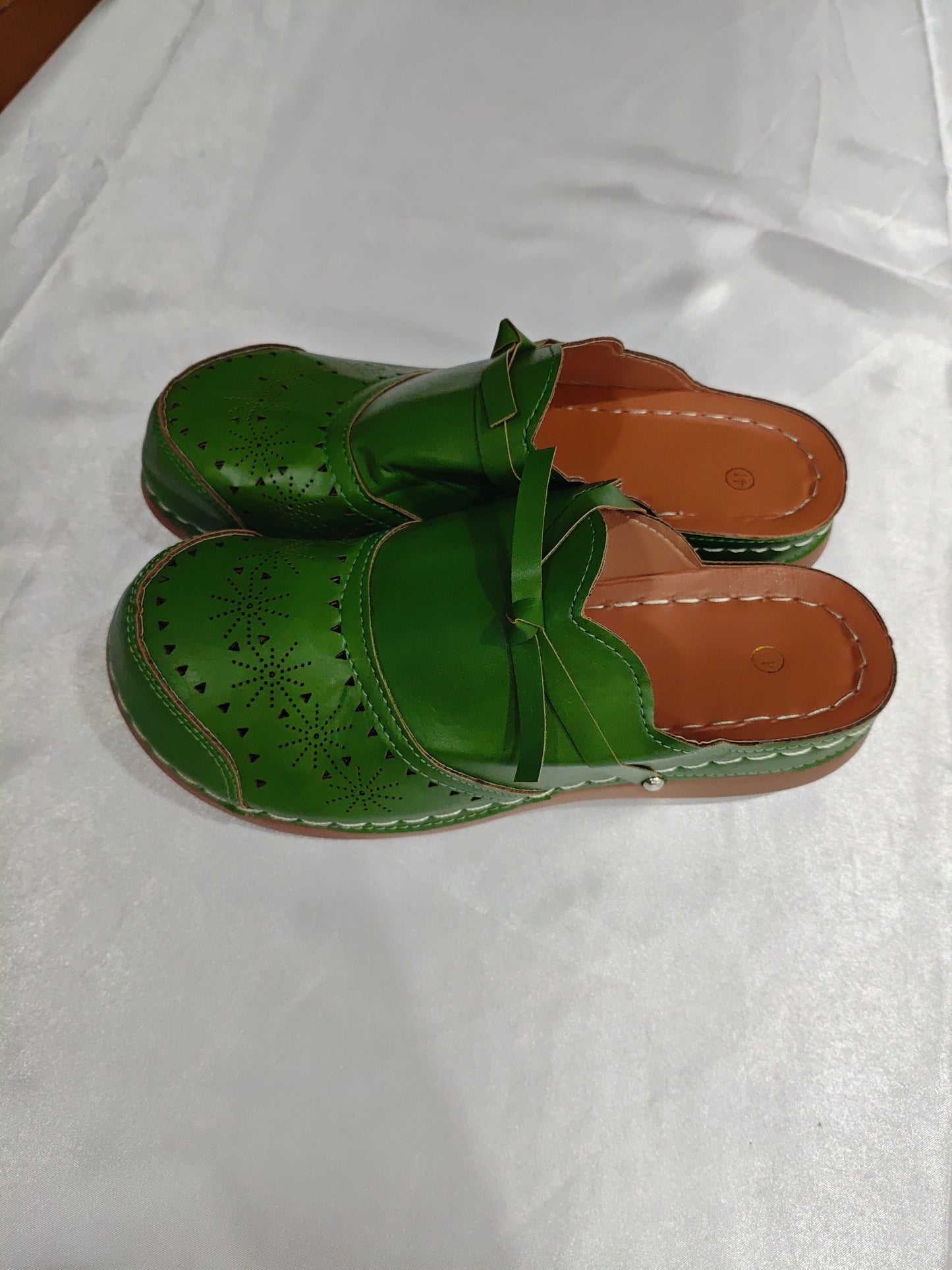 Plus Size Women's Shoes Bow Hollow Toe Flat Sandals