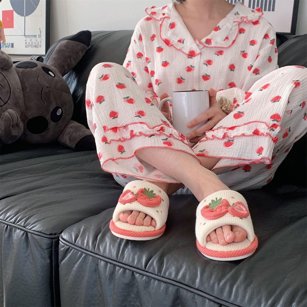 Women's Home Bedroom Quiet Soft Bottom Slippers Sweet Strawberry