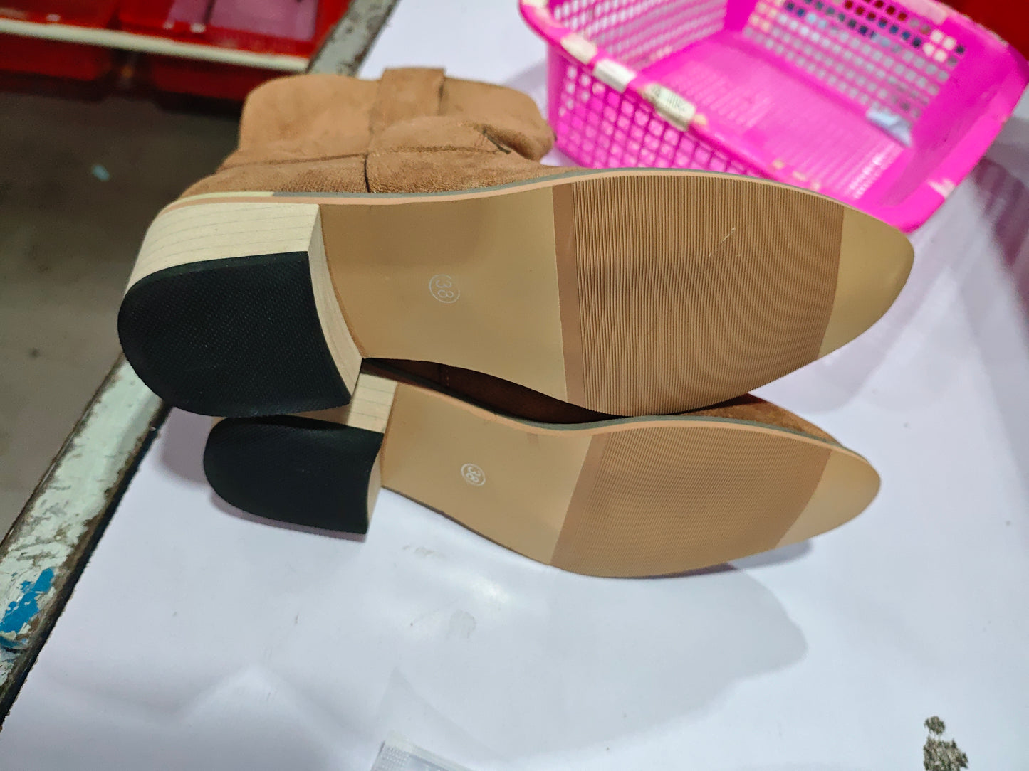 V-shaped Mid-calf Pointed Slip-on Suede Fashion Boots