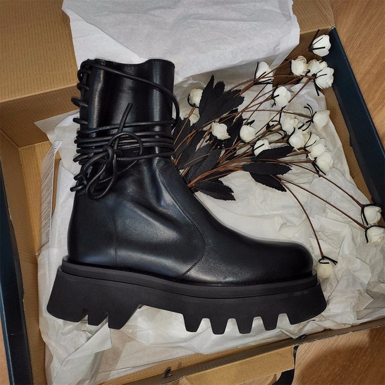 Retro side zip ankle boots